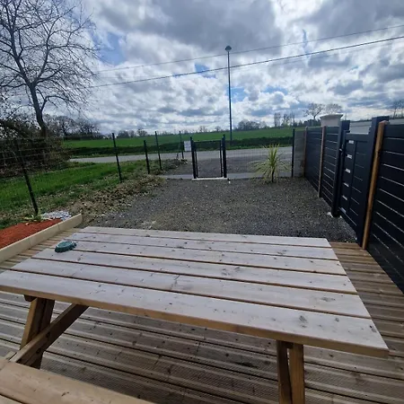 Baie Du Mont Saint Michel, Petite Maison Neuve * بونتورسون