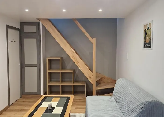 Baie Du Mont Saint Michel, Petite Maison Neuve * 蓬托尔松