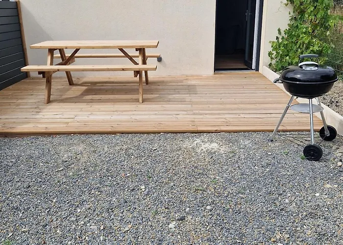 Baie Du Mont Saint Michel, Petite Maison Neuve * 蓬托尔松